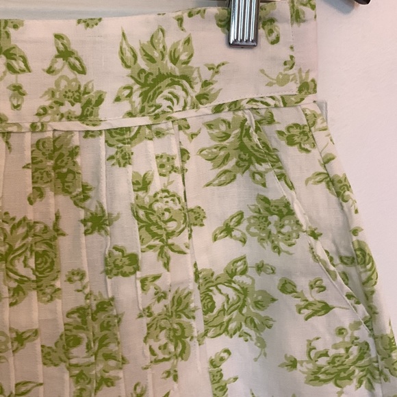 Pleated in front cotton summer skirt with pockets, purchased in Greece - Picture 4 of 4